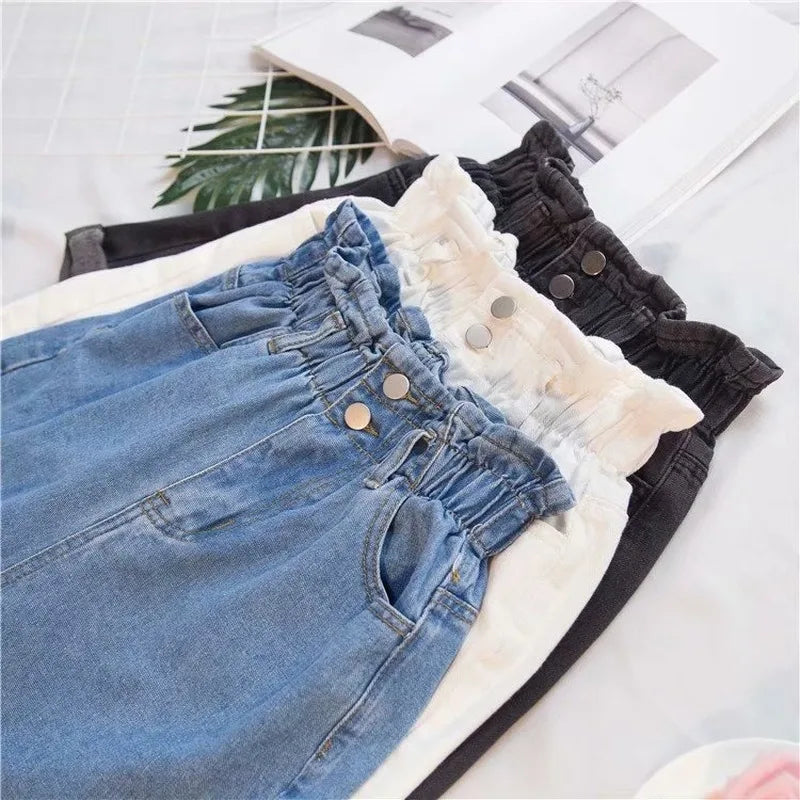Shorts Jeans Feminino Cintura Alta Verão - Casual, Solto, com Barra Dobrada