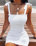 Vestido Branco Fresco Curto Alça Fina para o Verão