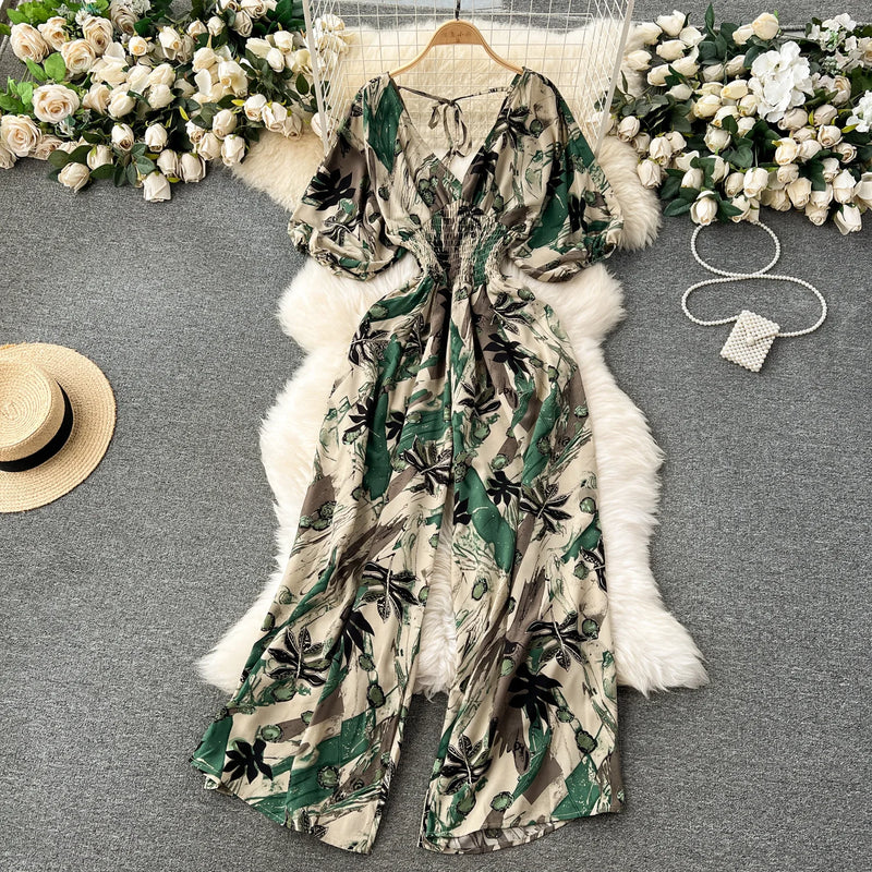 Macacão Feminino Floral com Decote V, Mangas Dolman e Cintura Ajustada – Elegância e Conforto