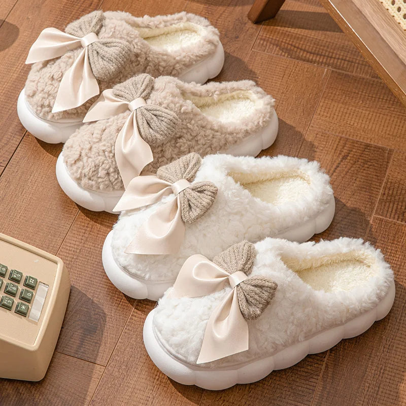 Pantufas Femininas de Pelúcia com Laço – Conforto e Maciez para o Inverno