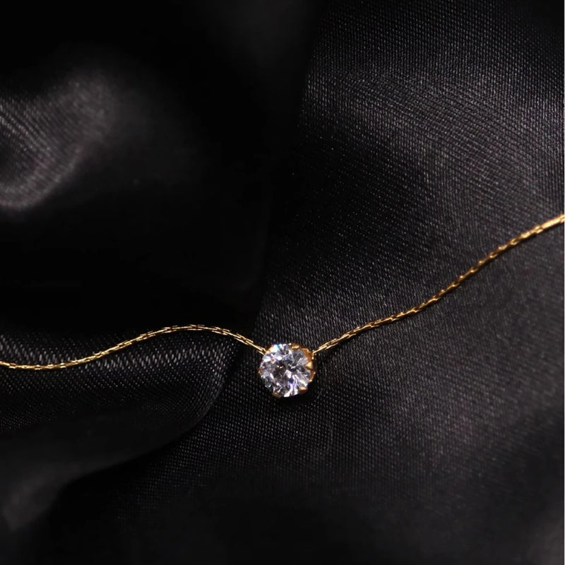Colar Feminino Minimalista em Aço Inoxidável Banhado a Ouro com Zircônia Brilhante e Corrente Antioxidante