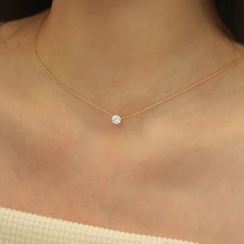 Colar Feminino Minimalista em Aço Inoxidável Banhado a Ouro com Zircônia Brilhante e Corrente Antioxidante