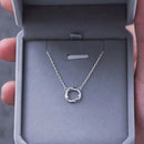 Colar Minimalista Luxuoso Estilo Instagram – Design Torcido Mobius, Perfeito para Presentes e Ocasiões Especiais