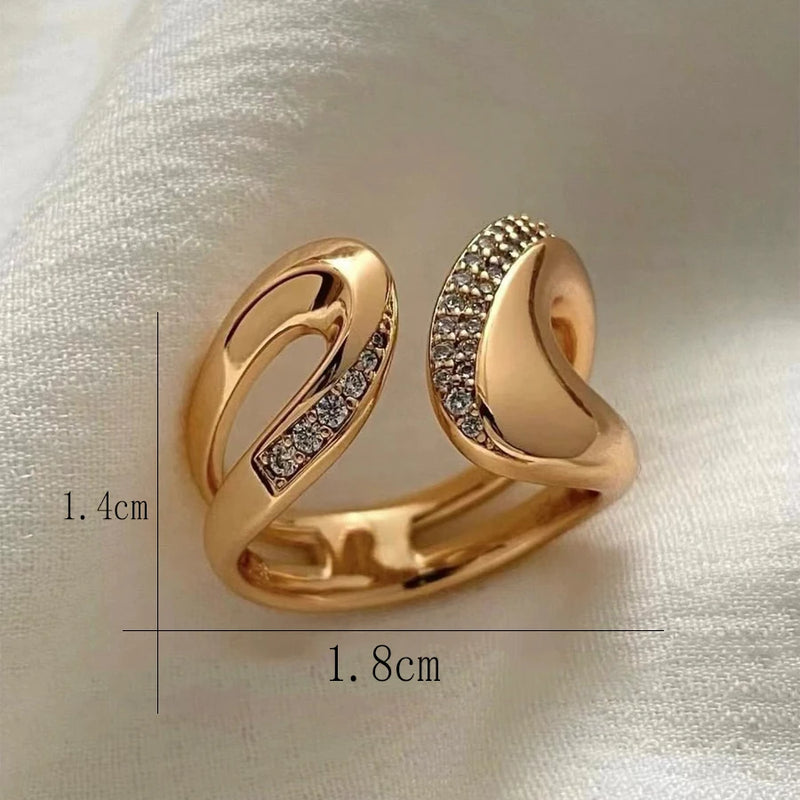 Anel Duplo Cruzado Feminino em Aço Inoxidável Banhado a Ouro – Design Luxuoso com Zircônia