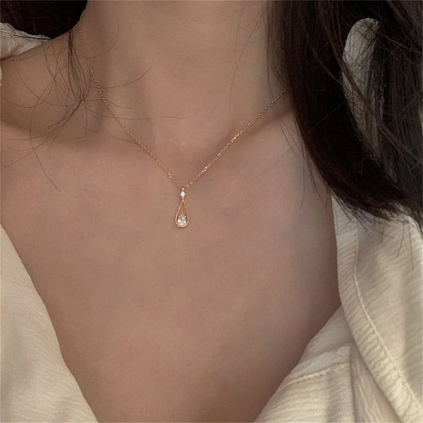 Colar Gota D'Água com Zircônia Vintage – Elegância Minimalista para Festas e Casamentos