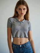 Blusa Feminina Cropped Polo de Malha – Juvenil, Casual e Elegante
